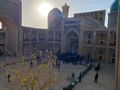 Экскурсия ученых – гостей Узбекистана в медресе «Мир Араб»